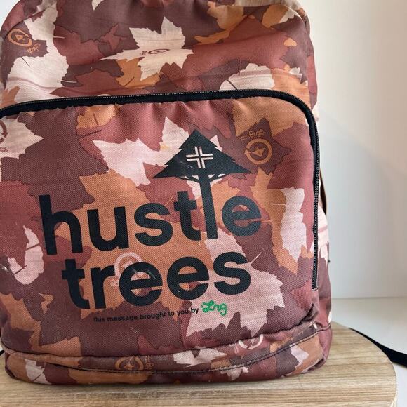 LRG Brown Leaf Print Carry on Lightweight Laptop Large Backpack Unisex - Picture 13 of 16